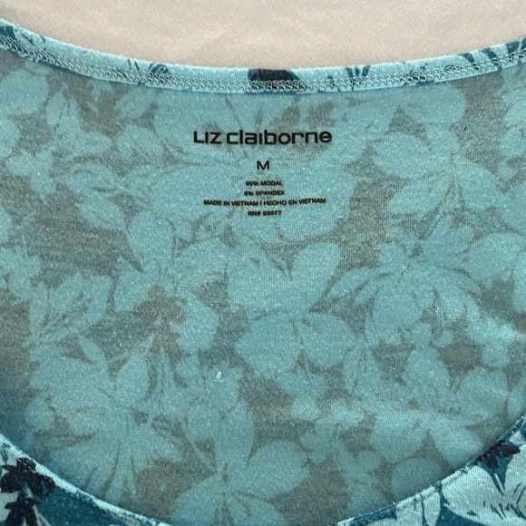 Liz Claiborne Pajama Set - Picture 3 of 11